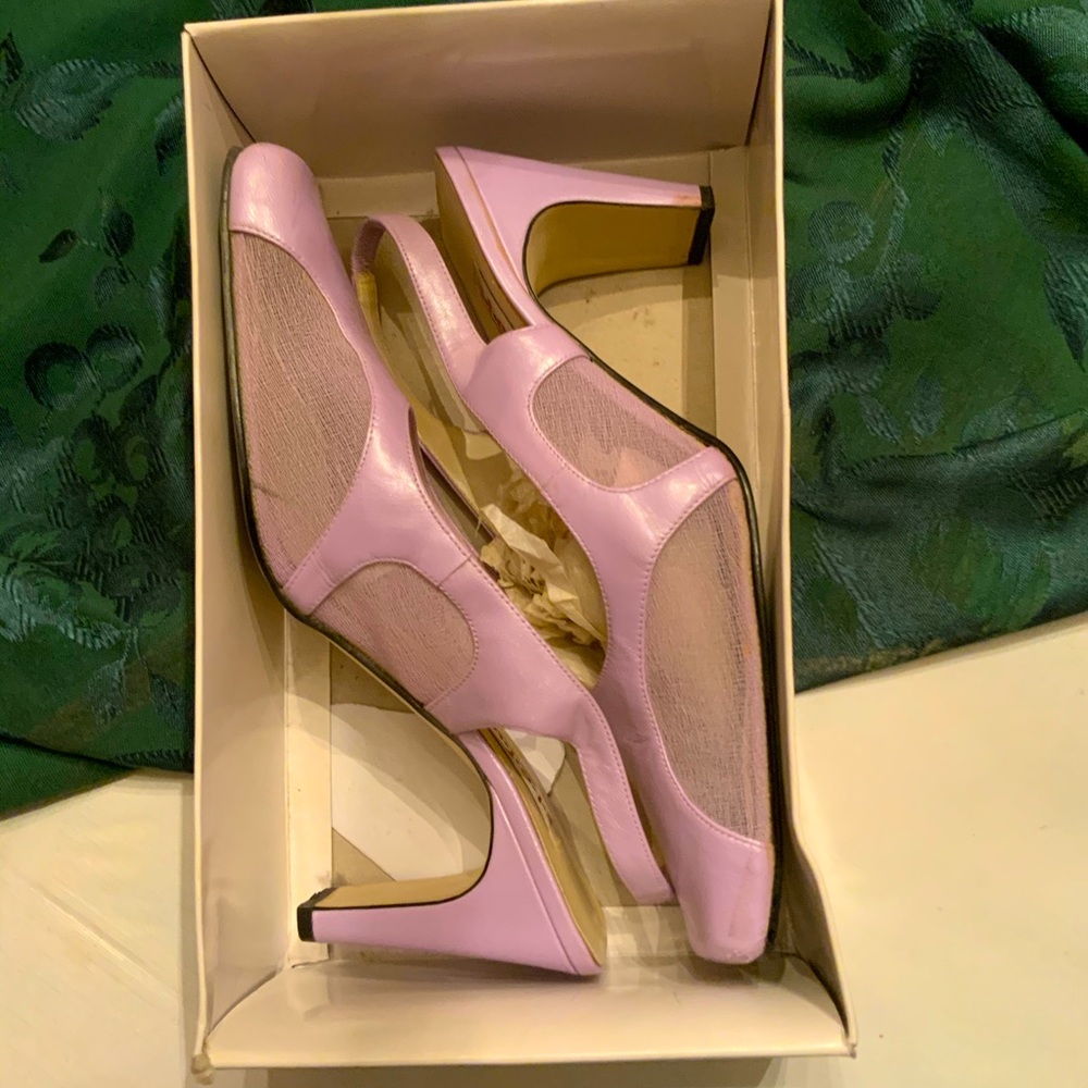 Lilac sling-back heels